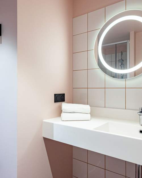 Salle de bain chambre POP lit double